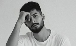 homme qui ignore